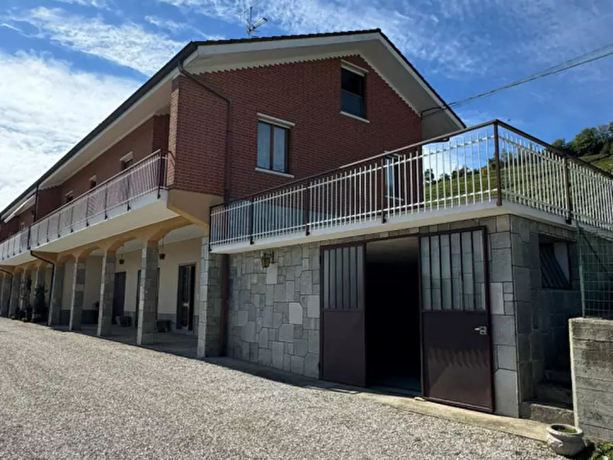 casa indipendente in vendita a Barolo