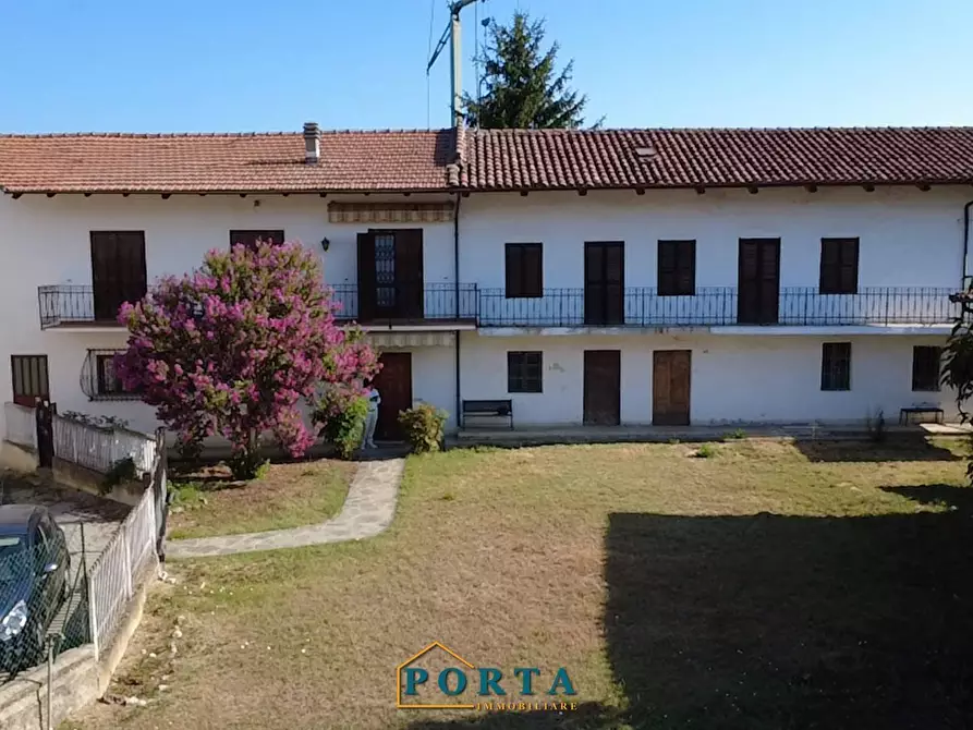 casa indipendente in vendita a Barolo