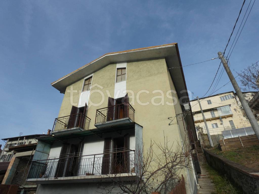 casa indipendente in vendita a Bastia Mondovì