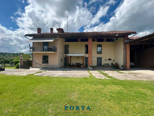 casa indipendente in vendita a Bastia Mondovì