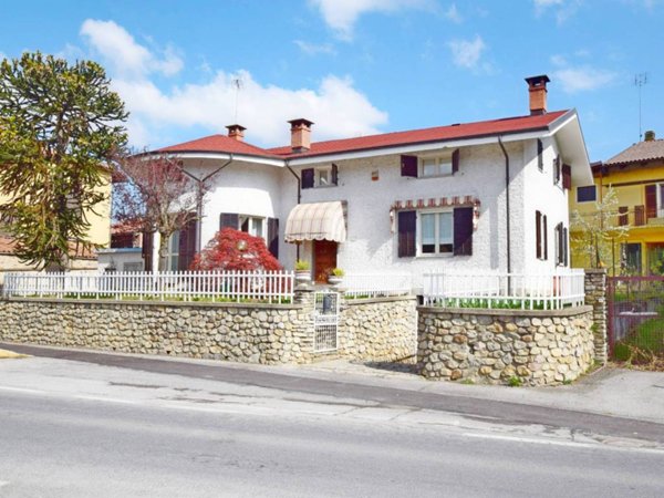 casa indipendente in vendita a Bastia Mondovì