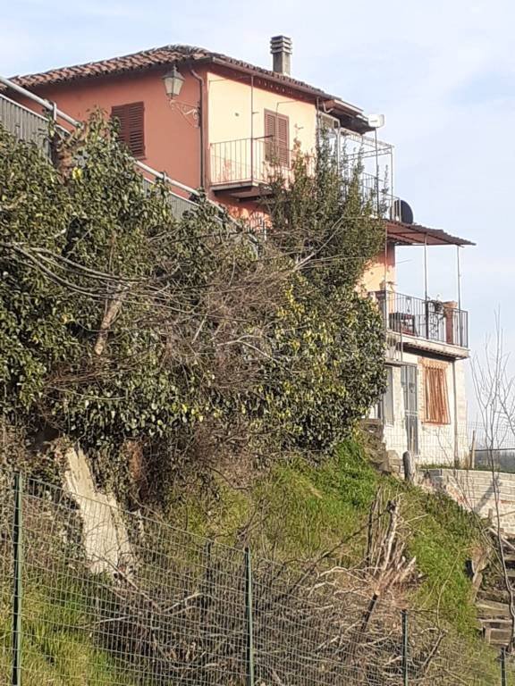 casa indipendente in vendita a Bastia Mondovì in zona San Fiorenzo