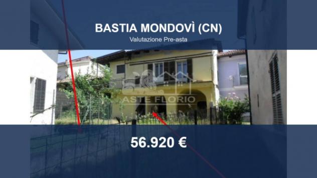casa indipendente in vendita a Bastia Mondovì