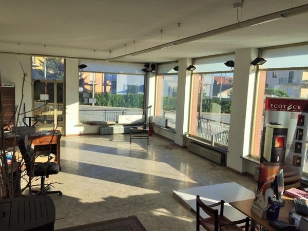 locale di sgombero in vendita a Beinette