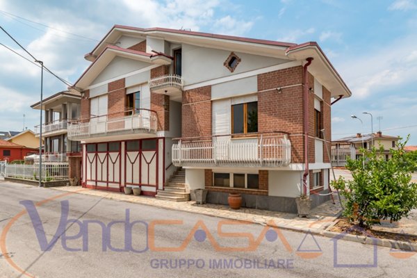 casa indipendente in vendita a Beinette