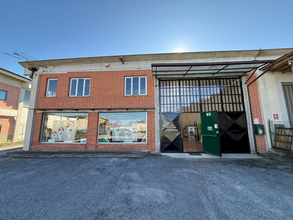 locale di sgombero in vendita a Beinette