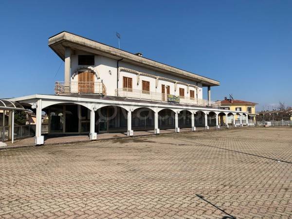 negozio in vendita a Beinette