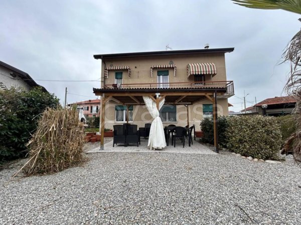 casa indipendente in vendita a Beinette