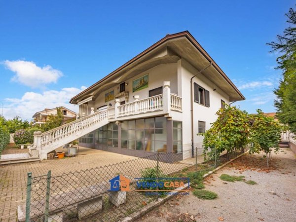 casa indipendente in vendita a Beinette
