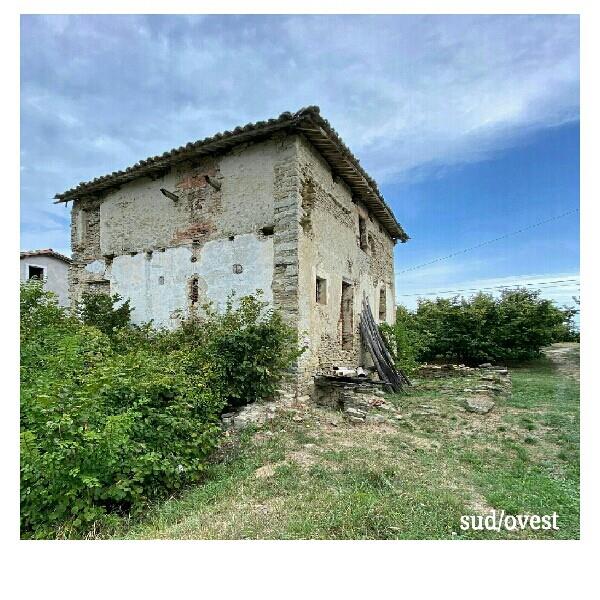 casa semindipendente in vendita a Belvedere Langhe