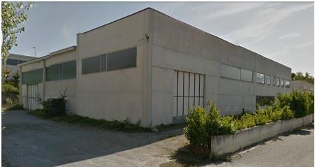 locale commerciale in vendita a Belvedere Langhe