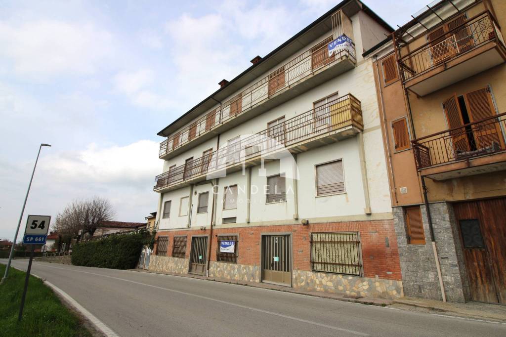 casa indipendente in vendita a Belvedere Langhe