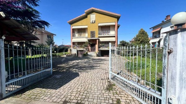 casa indipendente in vendita a Bene Vagienna