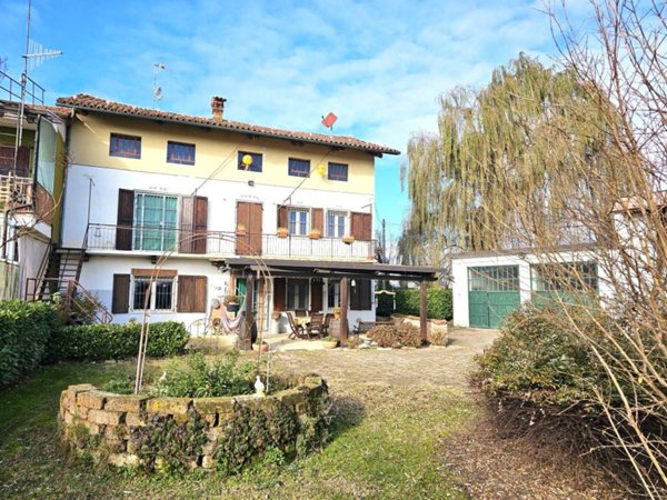 casa indipendente in vendita a Bene Vagienna in zona Podio