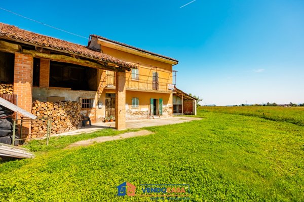 casa indipendente in vendita a Bene Vagienna