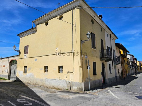 casa indipendente in vendita a Bene Vagienna