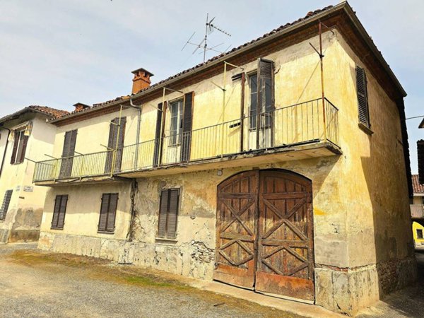casa indipendente in vendita a Bene Vagienna