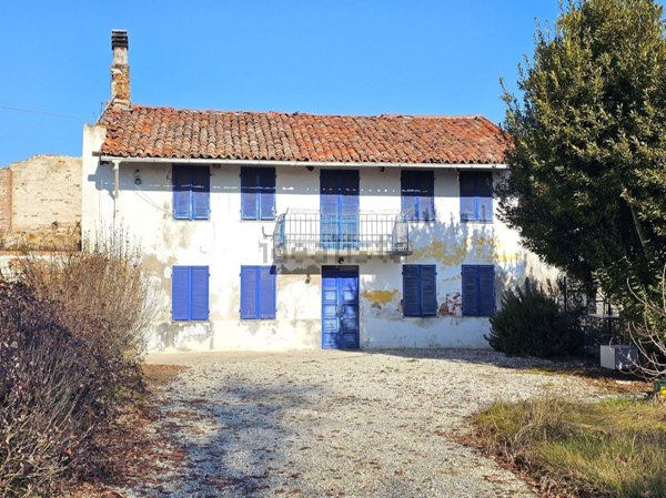 casa indipendente in vendita a Bene Vagienna in zona San Bernardo