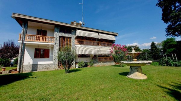 casa indipendente in vendita a Bene Vagienna