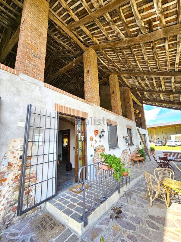 quadrivano in vendita a Bene Vagienna in zona Roncaglia