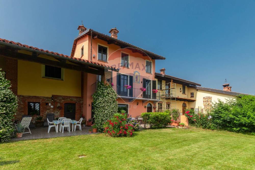 casa indipendente in vendita a Bene Vagienna in zona Prà