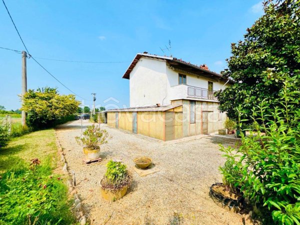casa indipendente in vendita a Bene Vagienna