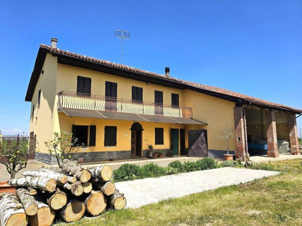 casa indipendente in vendita a Bene Vagienna in zona San Luigi
