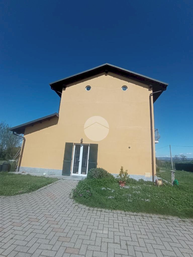 casa indipendente in vendita a Bene Vagienna in zona Buretto