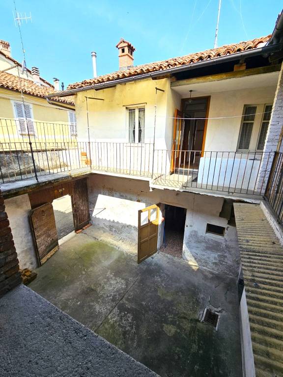 casa indipendente in vendita a Bene Vagienna