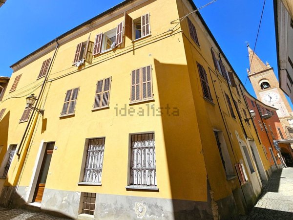 esavano in vendita a Bene Vagienna