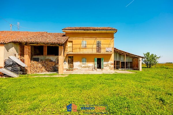 casale in vendita a Bene Vagienna