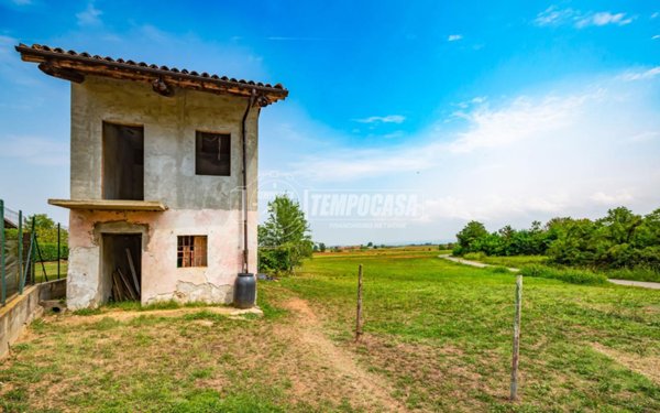 casa indipendente in vendita a Bene Vagienna in zona Isola