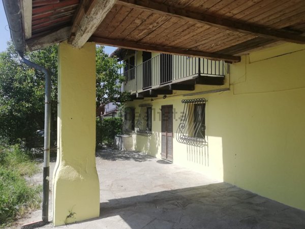 casa indipendente in vendita a Bene Vagienna in zona San Bernardo