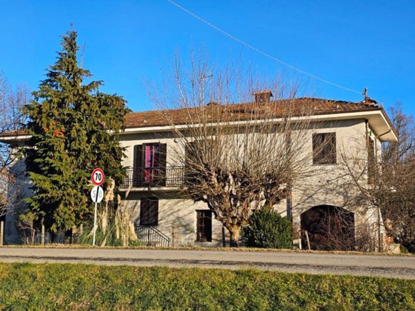 casa indipendente in vendita a Bene Vagienna