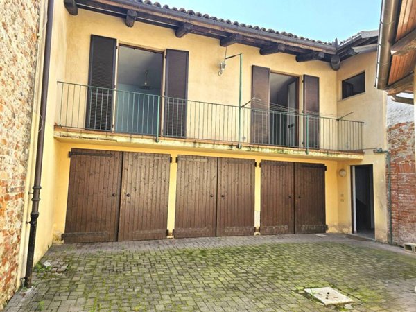 casa indipendente in vendita a Bene Vagienna