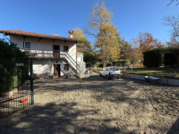 casa indipendente in vendita a Bene Vagienna