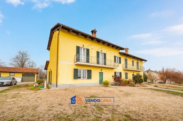 casa indipendente in vendita a Bene Vagienna