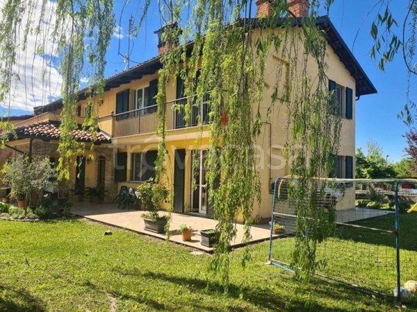 casa indipendente in vendita a Bene Vagienna