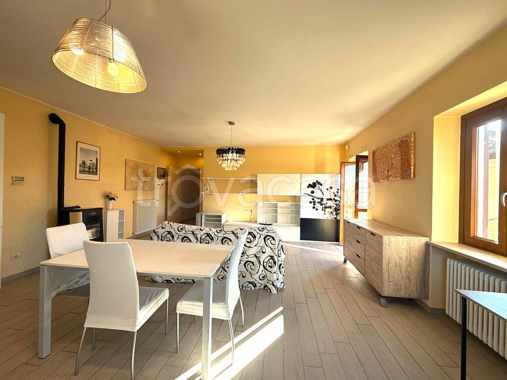 casa indipendente in vendita a Bene Vagienna in zona San Bernardo