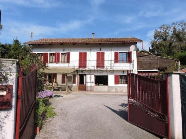 casale in vendita a Bene Vagienna