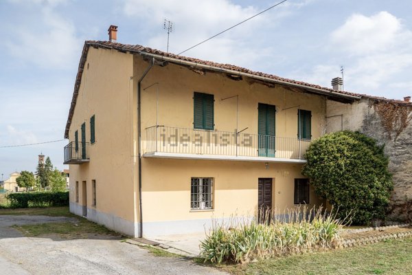 casa indipendente in vendita a Bene Vagienna in zona Isola