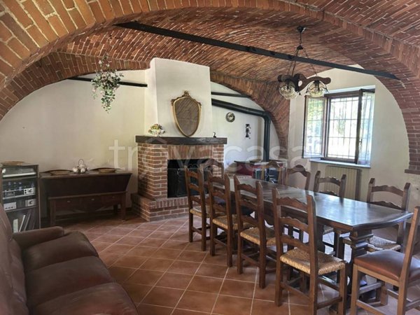casa indipendente in vendita a Bene Vagienna in zona Isola
