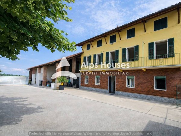 casa indipendente in vendita a Bene Vagienna in zona Isola