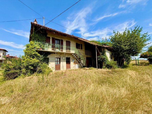 casa semindipendente in vendita a Bene Vagienna in zona San Bernardo