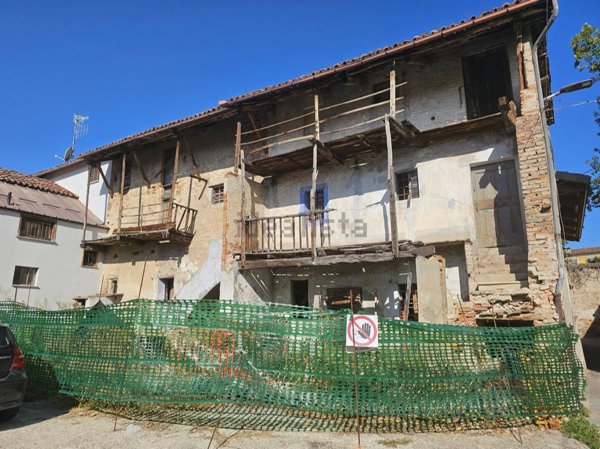 casa indipendente in vendita a Bene Vagienna