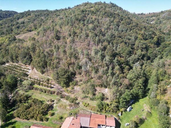 casa semindipendente in vendita a Benevello