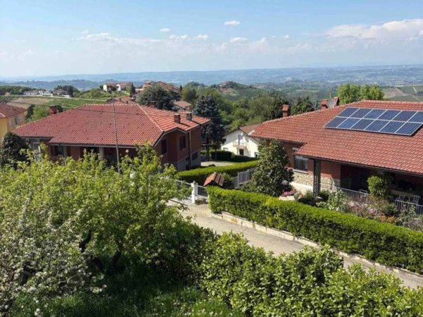 casa indipendente in vendita a Benevello