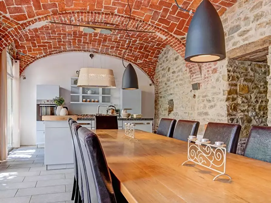 casa indipendente in vendita a Bergolo