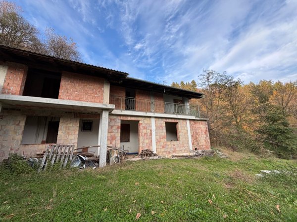 casa indipendente in vendita a Bernezzo