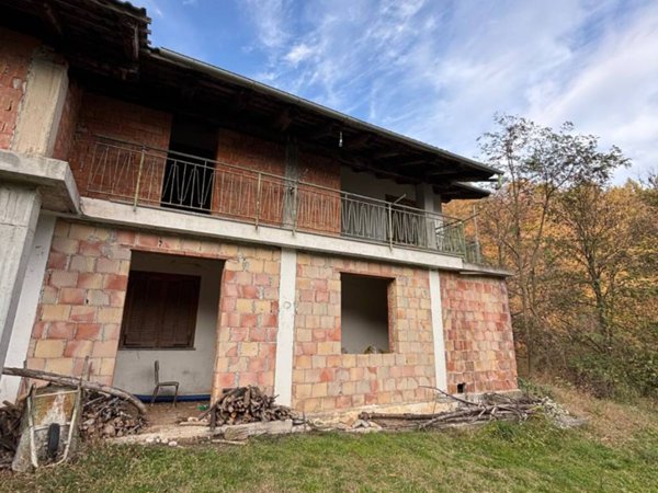casa indipendente in vendita a Bernezzo